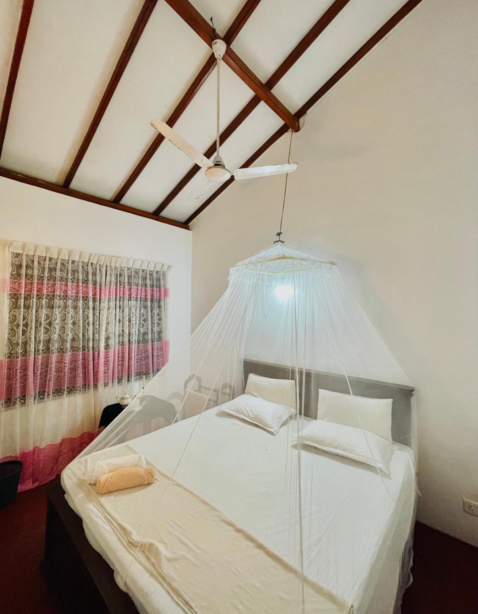 Weligama Villa South Exteriör bild